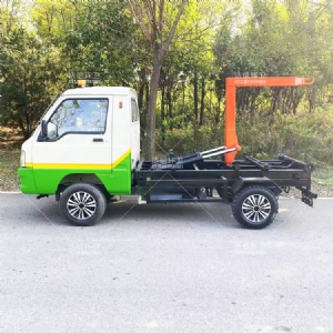 電動(dòng)四輪勾臂車(chē)